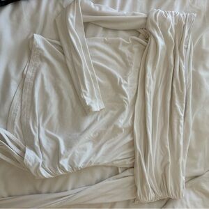 Edikted Women's White Long Sleeve Top and Pants Lounge Set